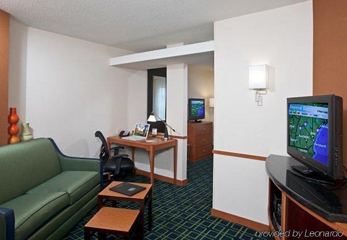 Fairfield And By Marriott Portsmouth Hotel